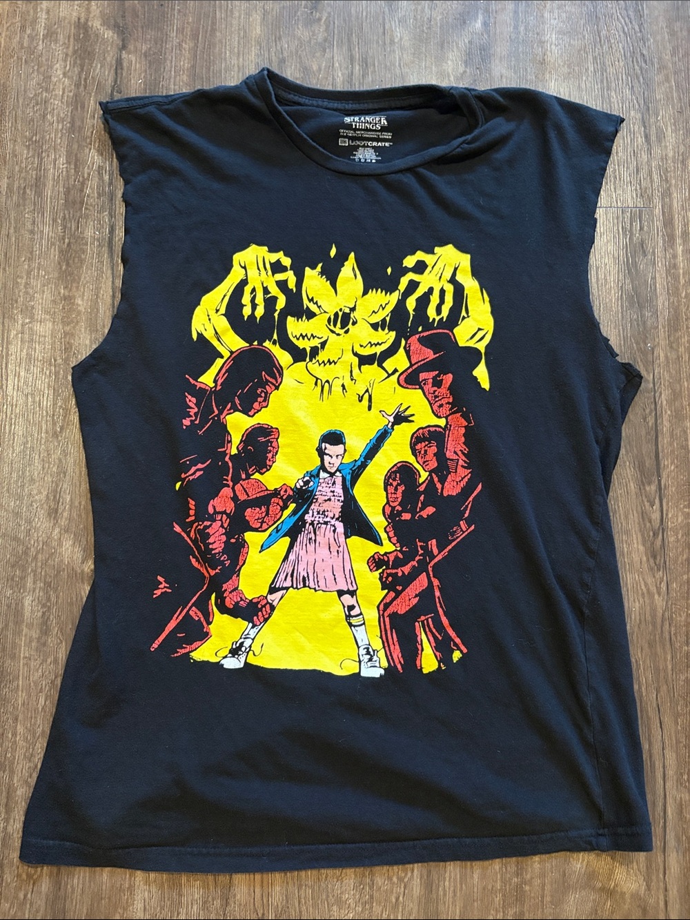 Stranger Things men’s large cutoff T-shirt